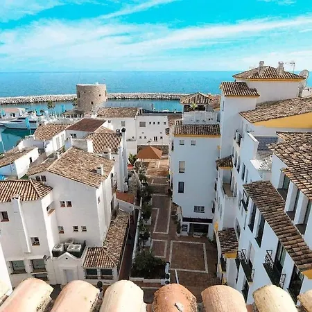 Apartment El Embrujo Puerto Banus 4 Bed Apt Walk To Beach! *